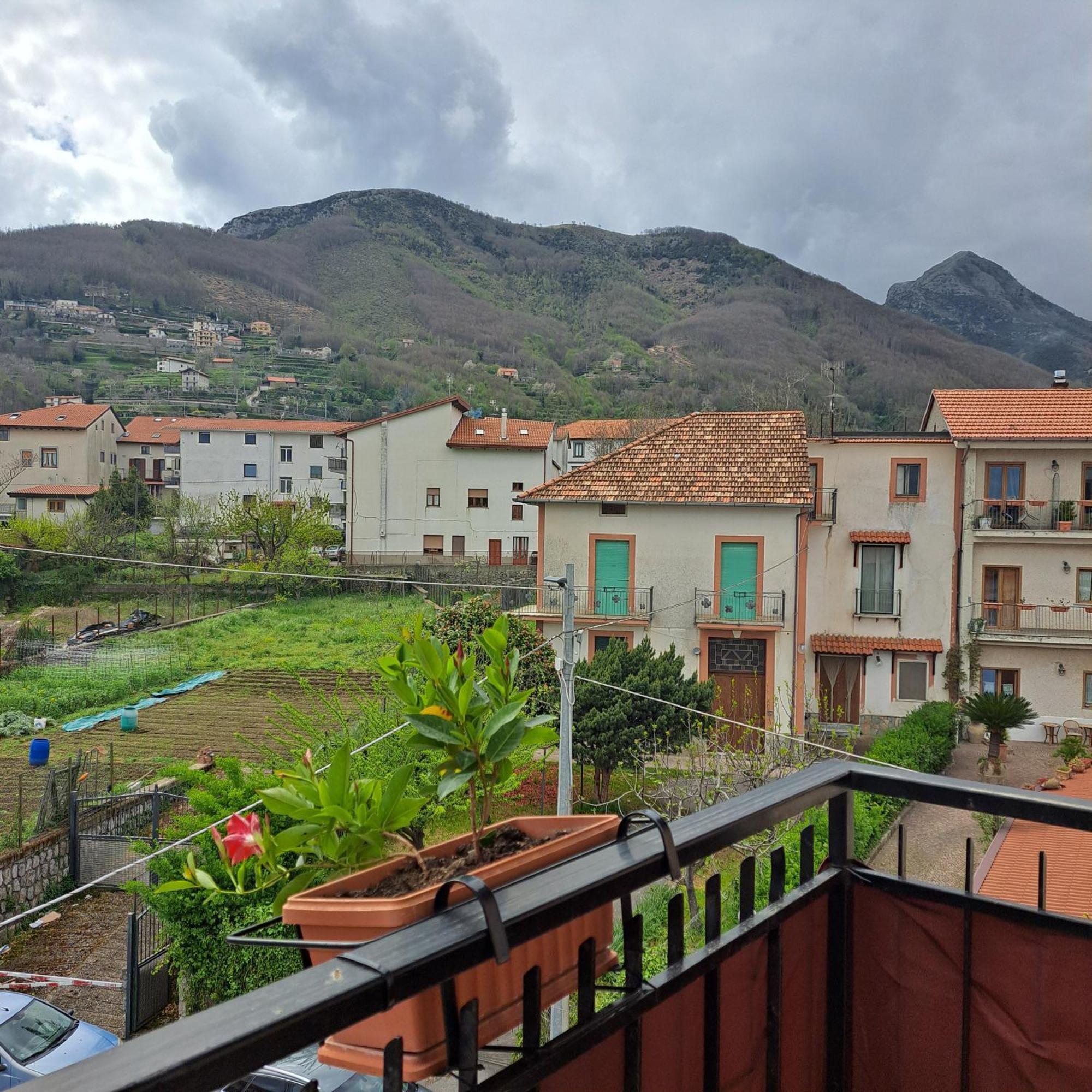 Appartamento Casa Marilyn Agerola Esterno foto